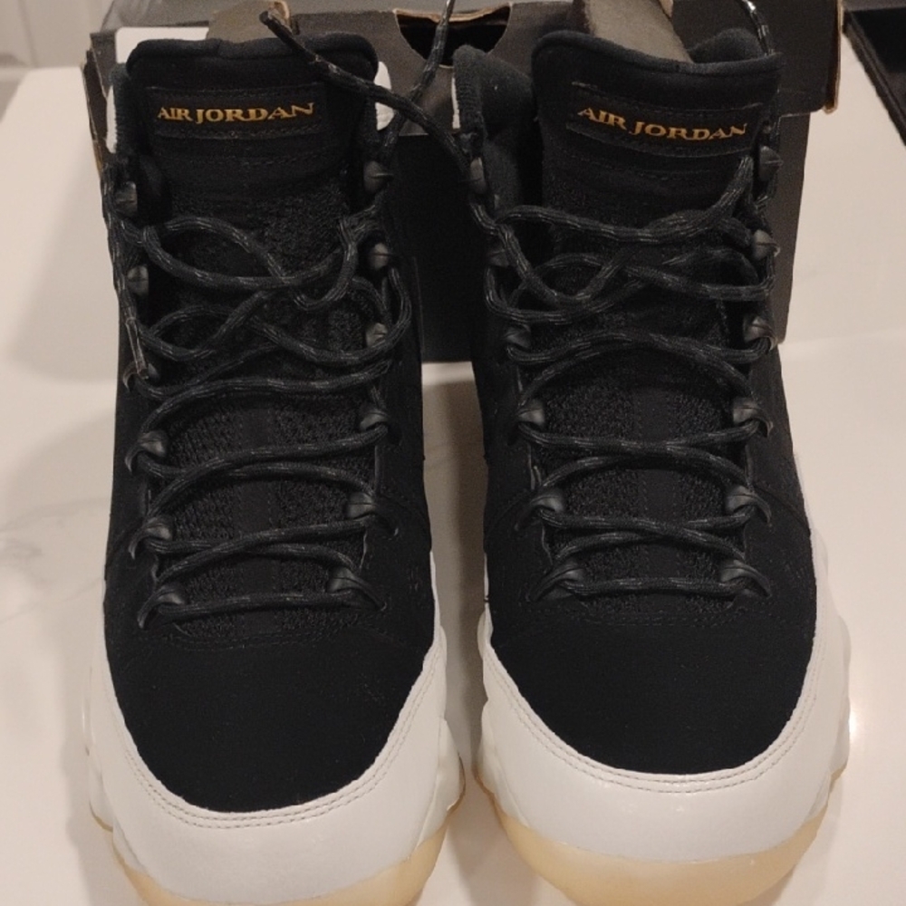 Jordan Men's Black and White Sneakers with Gold Accents
